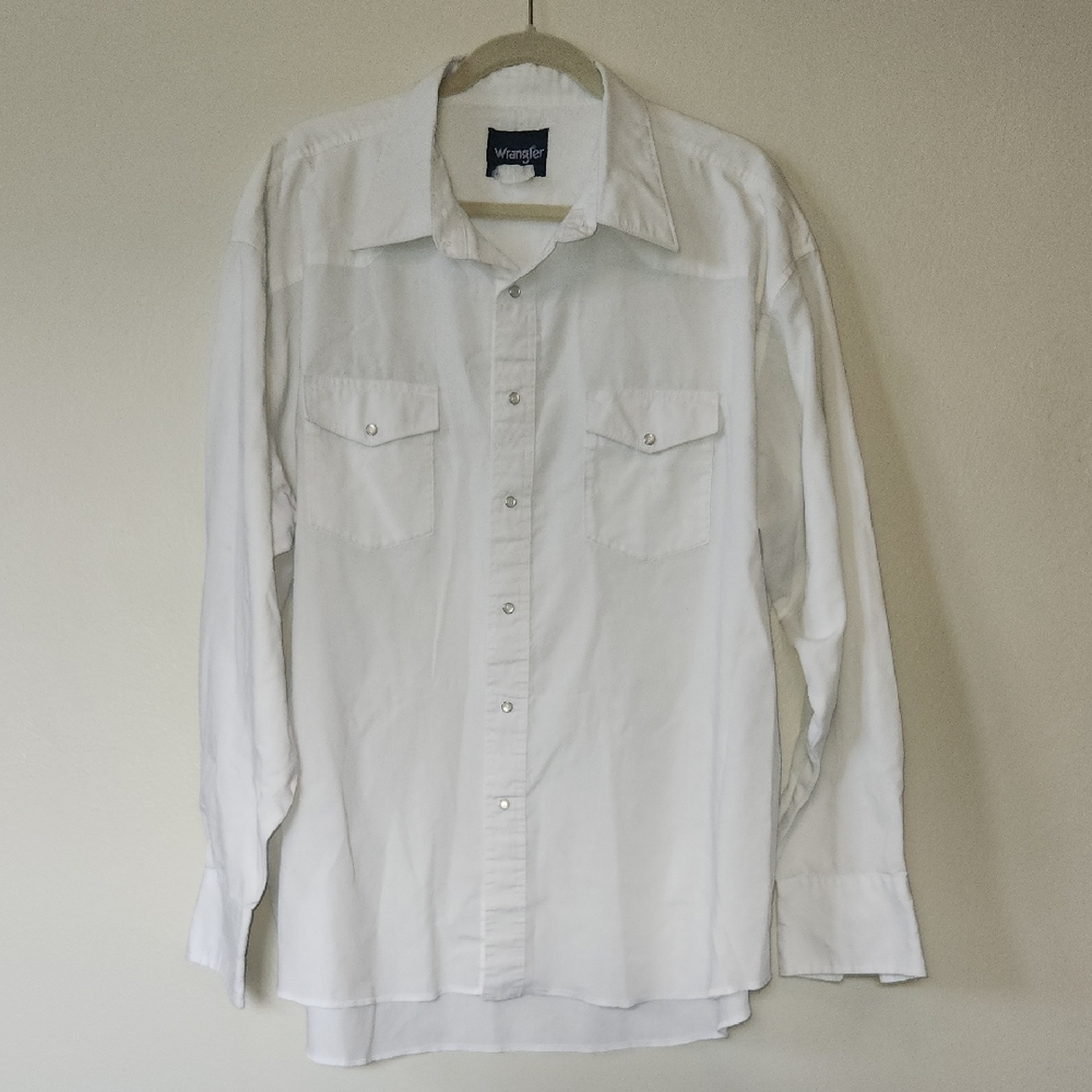 Wrangler Men's Classic White Pearl Snap Button Down Shirt